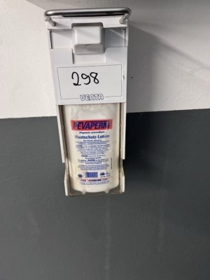 1 Handhygienespender, wandmontiert